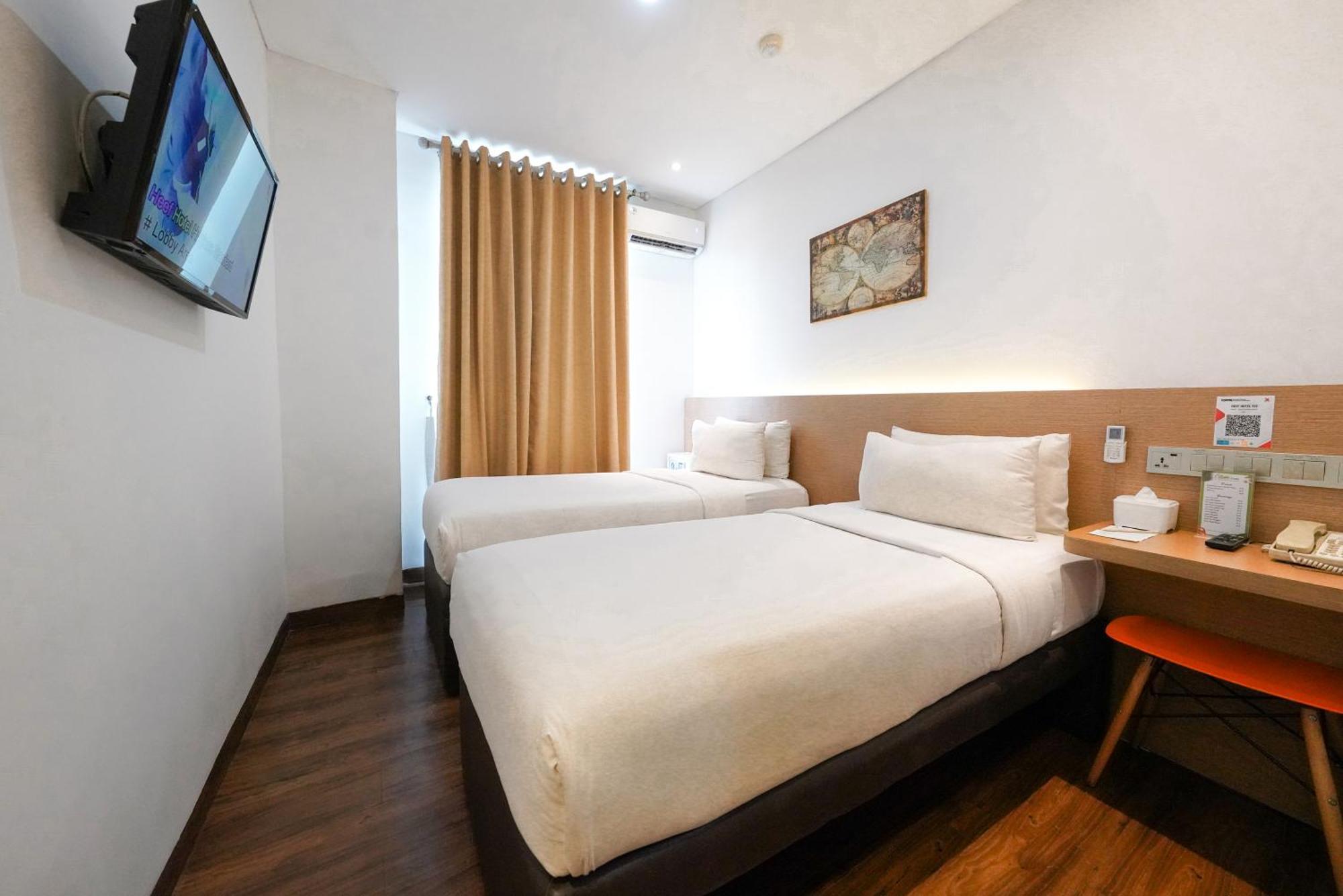 Heef Hotel Jakarta Exterior foto